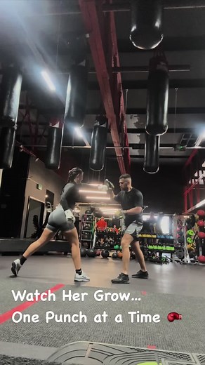 First Pads, Big Progress 🥊✨” #boxing🥊 #padwork #padworkdrills