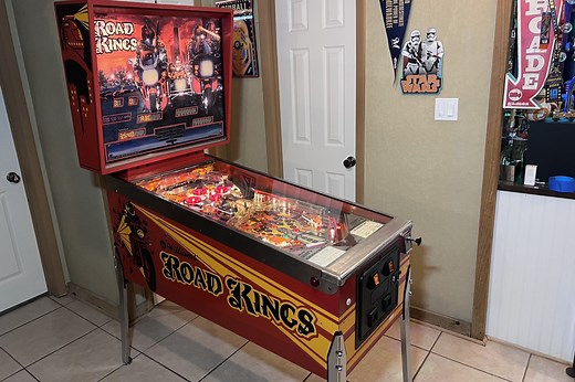 No Reserve: Williams Road Kings Pinball Machine