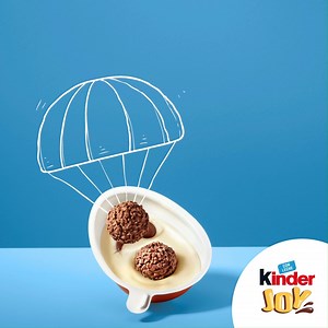 Diviértete al destapar, saborear y jugar con Kinder Joy⭐🪁​ ¡Pruébalo y disfruta!​😍 #KinderJoy #Kinder | Kinder