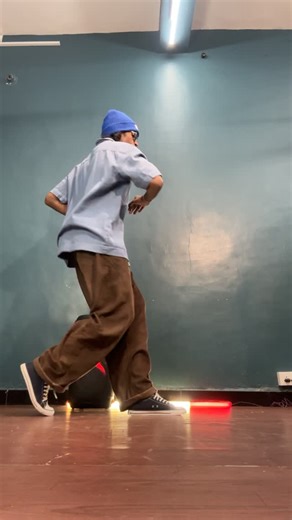 JAGDISH CHOUHAN on Instagram: "Just Stepin , Raw photage…. Cwalk #Cwalk #jddancetutorial #explore"