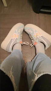 NNN Day 3 - Removing Asics sneakers after a long day #nnn