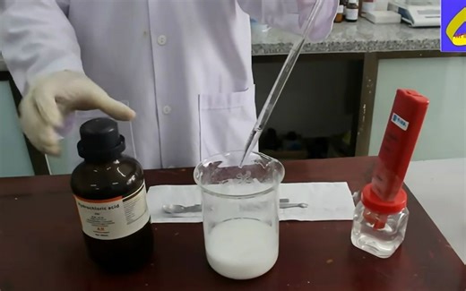 Synthesis of TiO2 nanotubes by hydrothermal method