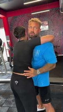 Kein gutes Muskelgefühl im Training 🏋️ Das war VOR der Werkseinstellung 👀 NACH dem Reset, hat er