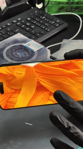 Ufix Repair Group | Reparacion Apple Sincelejo on Instagram: "Cómo se repara la pantalla verde de iPhone 烙"