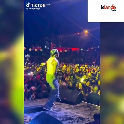 Diamond Platinumz and Alikiba Live Performance in Kenya
