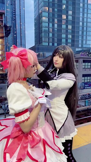 Madoka cosplay: Homura Akemi tribute