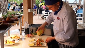 1.7K views · 37 reactions | Have you ever dreamed of working at the Eden Project? We’re looking for Chef Apprentices to join the team ‍ If you’re passionate about food and people, we’d love to hear from you! Apply today → edenproject.com/jobs | Eden Project | Facebook
