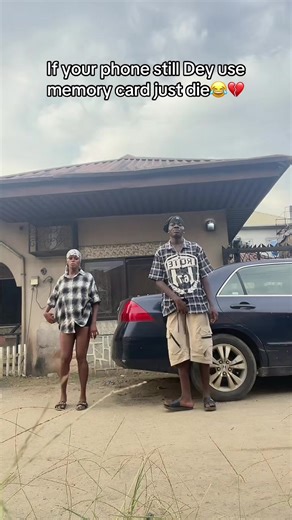 The Nostalgia of Memory Cards in Today's Smartphones