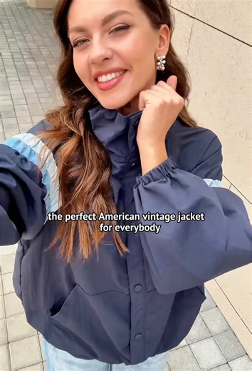 Weather be out here playing games—warm one sec, chilly the next 🌡️ This jacket’s my new fix: Patchwork sleeves = instant retro cool 🕺 Elastic cuffs lock out random gusts 💨 Drawstring hem = cinch for cozy or loose for vibe Paired with a bra top shorts? Perfect for gym and coffee runs ☕ #OOTD #RetroJacket #SpringEssentials #BaddieVibes