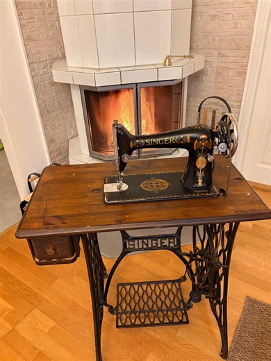 Singer 66 Sewing Machine, Antique, Manufactured in 1924 - Etsy Australia