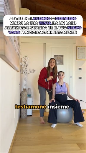 Giulia Smeriglio on Instagram: "Il tuo collo è rigido? Potrebbe essere il nervo vago. Il nervo vago è il ponte tra il cervello e il corpo. Controlla tutto: ↳ Digestione ↳ Frequenza cardiaca ↳ Risposta allo stress ↳ Recupero Quando è bloccato, tutto si blocca. Ti senti tesa, gonfia, stanca. Il corpo resta in modalità allarme. E quando sei in allarme? Non dimagrisci. Un semplice reset può cambiare tutto. Pochi secondi. Zero attrezzi. Massimo rilassamento. Prova e senti la differenza: ✨ Più mobilit