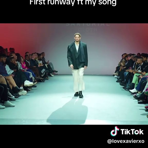 lovexavierxo (@lovexavierxo)’s videos with original sound - lovexavierxo