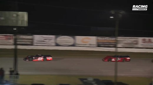 🟢The Outlaw Feature Is Underway From Mobile International Speedway! Here's a look at Lap 1 and here is how you can watch the rest of the action ➡️ https://offer.racingamerica.com | Racing America