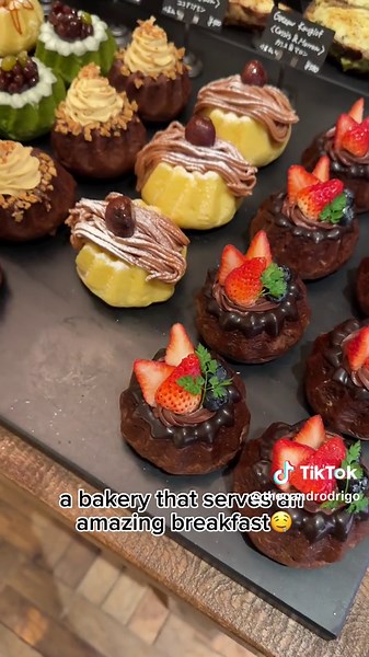 🇯🇵 Unbelievable! Discover Kyoto's Best-Kept secret! 📍Nohga Hotel. You won't believe what we paid for this perfect combo of modern and zen! Can you guess the price per night? 🤔 Watch until the end to find out! #NohgaHotelKyoto #TravelGoals #GuessThePrice #vacation #japan #hotel #Kyoto #hoteldeals