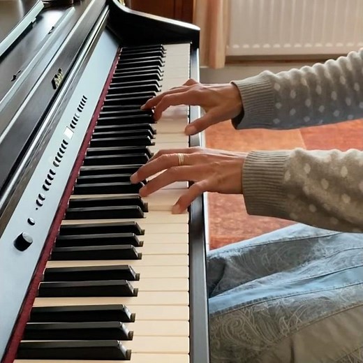 French song "Plaisir d'Amour" & Elvis Presley's "I Can't Help Falling In Love" #piano