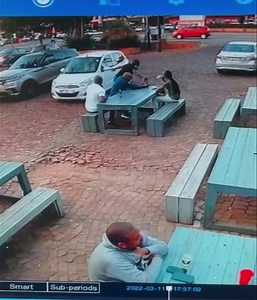 Cellphone snatching: Jean Avenue, Centurion. | Make SA Safe