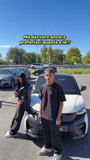 Intercar Roma | Concessionario e assistenza minicar on Instagram: "Ma davvero preferisci ancora questa a lei?😱👇 Io non vi capisco proprio, guarda che bella che è..🤩 Ma di che pensi che sto parlando⁉️ Della Ligier JS50 ovviamente.. 📍Via Appia Nuova 35, Ciampino 📲 339 334 8378 ➡️www.chatenet.biz"