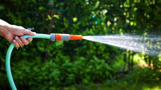 You'll Never Have Problems With Your Hose Again With These Genius Hacks - House Digest