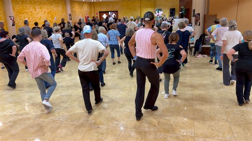 🍀 NEW IRISH DANCE 🍀 Choreographed by Jose Miguel Belloque Vane Mike Liadouze & Colin Ghys IRISH ARABELLA 👈 48C / 2W Stepsheet : https://www.copperknob.co.uk/stepsheets/203560/irish-arabella Official démo : ￼ https://youtu.be/JMyppeg99ao?si=oRzWfeFJ15K3xnwH Official Teach : https://youtu.be/2HjtSx6Un6w?si=vSvrowhlh7LLQIGh Please share , enjoy as much as possible ♥️♥️♥️♥️♥️ | Colin's Country CLUB