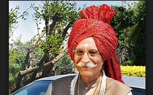 Breaking News: Massive Blaze in Samastipur Triggers Panic, House and Tractor Burnt