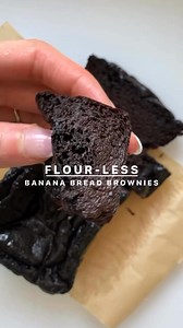 522K views · 6K reactions | 4-ingredient FLOUR-LESS BANANA BREAD...