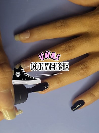 Tutorial de diseño de uñas con Converse