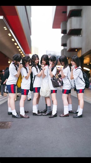 JKライフを楽しむ高校1年生の女の子達をスナップ📸 #ストリートスナップ #女子高生 #梅田 #大阪 | ストリート スナップ