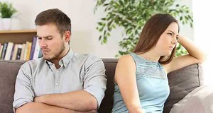 12 Heartbreaking Signs Your Marriage Is Over