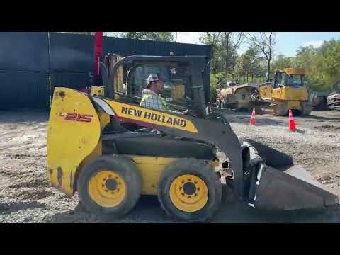 2011 NEW HOLLAND L215 For Sale