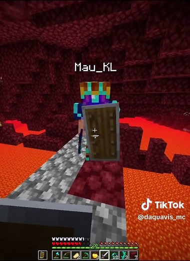 Minecraft manhunt #minecraft #minecraftmemes #minecrafter | minecraft