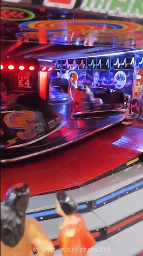 Model Waltzer - Chris Ace