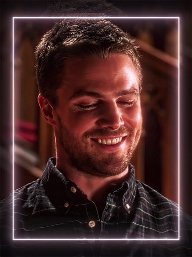he is so handsome😭 CHECK OUT MY PAYHIP! (link in bio) scp: @𝒎𝒂𝒙 #oliverqueen #oliverqueenedit #arrow #fyp #arrowedit #arrowverse #arrowverseedit #thecw #editfyp #aftereffects #dcedits #dc #greenarrow #stephenamell