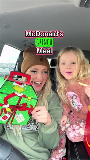 Trying the @McDonald’s Grinch Meal 😋 #grinchmeal #mcdonalds