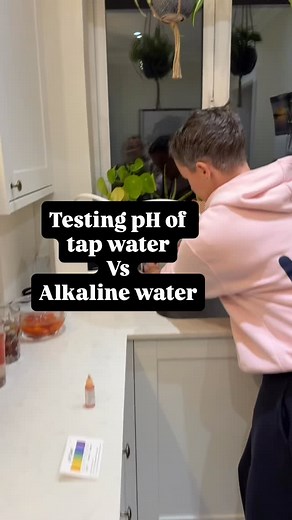 Benefits of pH 7 vs pH 9.5 water  Tap water pH 7 In this video my...