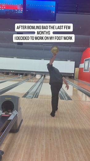 Bowling slump update: My footwork is so bad right now that I’m pretty sure my approach could be used as an instructional video… for what not to do. The good news? I’m still consistent… The bad news? I’m consistently wrong. #BowlingProblems #FootworkOfShame #SendStrikesNotAdvice #slumpnation #bowling #shuffle | Andrew Lazarchick