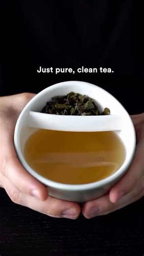 Design.Only on Instagram: "Cuptone’s cleverly thought teacup with a built-in strainer • Its built-in strainer makes loose-leaf brewing effortless and mess-free. • 🎥 by @reputapro • • •#Design_Only #innovative #teacup"