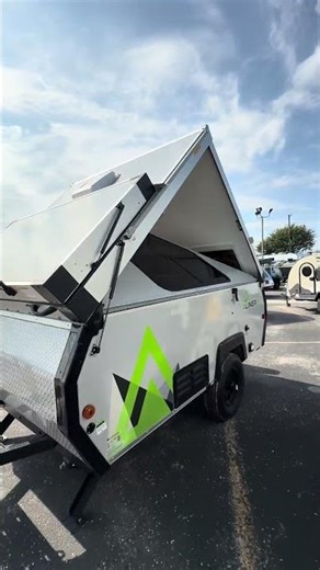 All it takes is 30 seconds set up the Aliner!