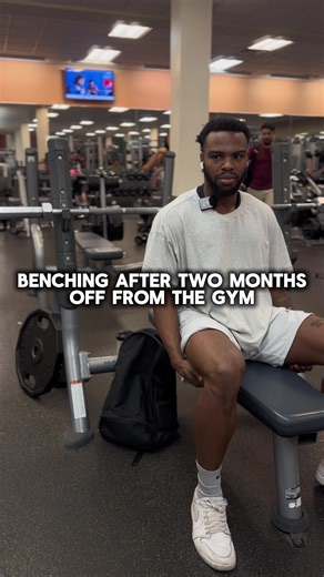 Day 1/20 of the body recomposition back to my final form. I tested to see where my bench was at, and I'm definitely disappointed but excited to rapidly increase my bench over the next few weeks Full Workout ⬇️ Bench Press Max Test 1x1 DB Incline Press 2x12-6 DB Lateral Raise 3x12-8 Machine Flys 2x12-6 Cable Tricep Extensions 3x15-6 #zoomvzn #azumaonyiri