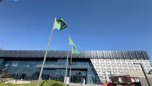 𝗦𝗵𝗮𝗽𝗶𝗻𝗴 𝘁𝗵𝗲 𝗙𝘂𝘁𝘂𝗿𝗲 𝗼𝗳 𝗖𝗼𝗺𝗽𝗼𝘀𝗶𝘁𝗲𝘀 𝗮𝗻𝗱 𝗖𝗮𝗿𝗲𝗲𝗿𝘀 Future Pipe Industries is proud to lead the way in composite pipe innovation and performance, while investing in the talent that will drive tomorrow’s breakthroughs. Our participation in the 𝗗𝗵𝗮𝗵𝗿𝗮𝗻 𝗘𝘅𝗽𝗼 𝗖𝗮𝗿𝗲𝗲𝗿 𝗙𝗮𝗶𝗿, held under the patronage of 𝗛𝗥𝗛 𝗣𝗿𝗶𝗻𝗰𝗲 𝗦𝗮𝘂𝗱 𝗕𝗶𝗻 𝗡𝗮𝗶𝗳 𝗕𝗶𝗻 𝗔𝗯𝗱𝘂𝗹𝗮𝘇𝗶𝘇, Governor of the Eastern Province, reflects our commitment to connecting with am