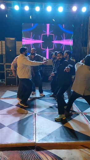 Rocky Jaat on Instagram: "#bakchodi #reels #masti #instagram #viral fhul.msti😅😅🤣😸💞"