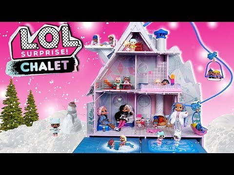 LOL OMG Doll Family Moving Routine in Winter Disco Holiday House