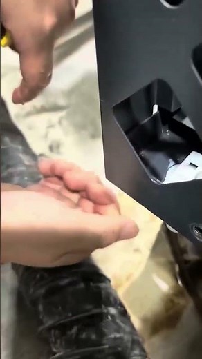 Weider weiTrona air - Montagevideo Stopfen und Schlauchadapter #handwerk #waermepumpe #installateur