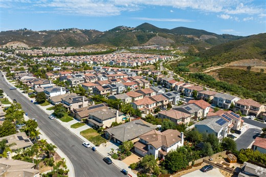 Living in the Barham Discovery Community Neighborhood of San Marcos, CA