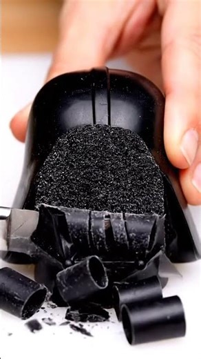 ASMR Slicing Darth Vader Helmet Soap 🖤 Black Glitter Crumbles & Satisfying Soap Peeling