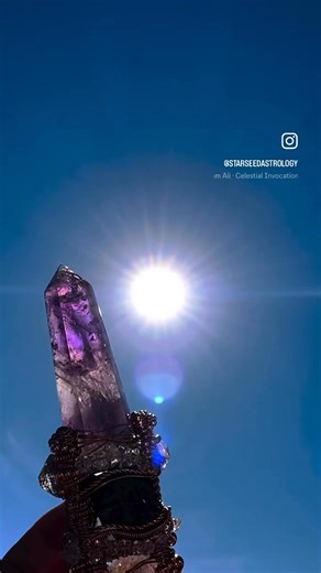 I’ve just completed my most powerful crystal healing wand ever 🤩 Sal says that it looks like Athena dropped it out of a cloud 🦉 This is for a very special VIP customer out there, you know who you are 💎 What vibe do you get when you see this? Athena energy all the way 🏆 ♌️ Amari ♌️ starseedastrology.com/crystals #Gems #Crystals #Healing #Alchemy | Starseed Astrology