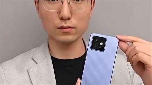 游戏更护眼就选它，Xbox Series X 2TB 远程无线控制器，搭载低蓝光设计，长时间游戏不累眼，玩家一致好评。