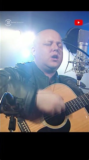 Frank Black (Pixies) – Jumping Beans | Acoustic Short