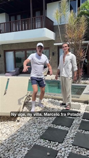 Ny uge, ny villa. 300 vilde kvadratmeter, udsigt over Rigsmarken – og selvfølgelig kæledyr inkluderet 😄 . . . #Dansk #danmark