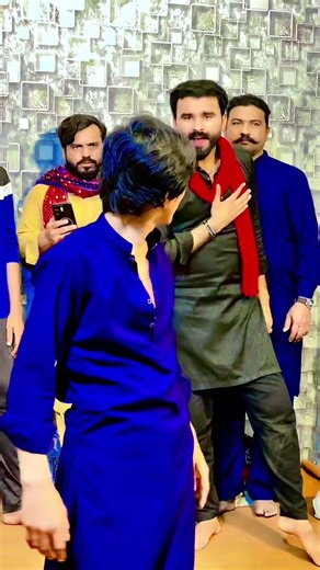 Asan Maday Ghreeb Tere Uchay Ne Chubaare - Full Song