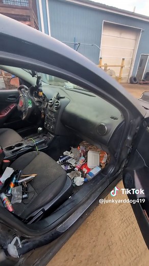 foster (@junkyarddog419)’s videos with Knight Rider (Main Theme) - TV Sounds Unlimited